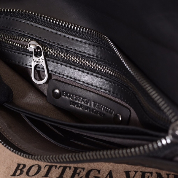 ボッテガヴェネタバッグ着用イメージ